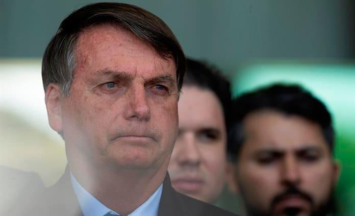 Bolsonaro dice que Trump saldrá más fuerte para el bien del mundo