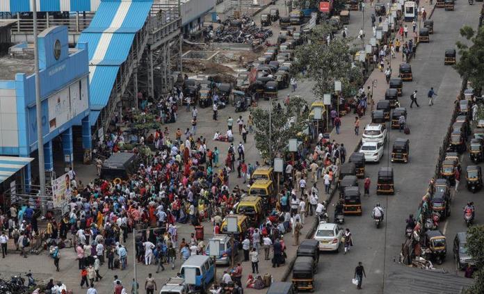 Un masivo apagón deja sin electricidad a Bombay, la capital financiera india