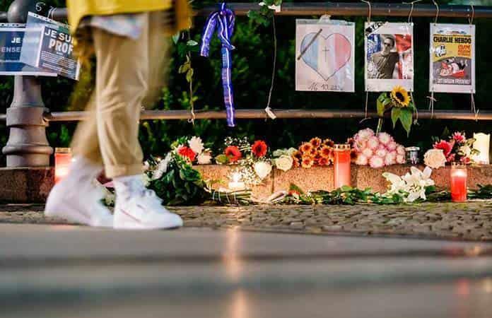 Francia trata de impedir presiones como las que sufrió el profesor Samuel Paty antes de ser asesinado / Foto: EFE