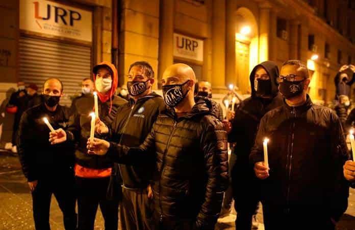Comerciantes de Nápoles protestan contra el toque de queda / Foto: EFE