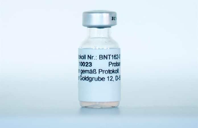 La vacuna de BioNtech y Pfizer / Foto: EFE
