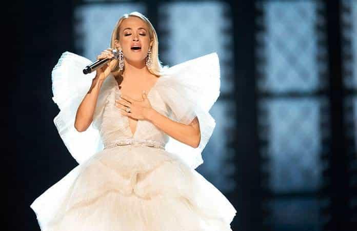 Carrie Underwood regresa al mercado con el álbum My gift / Foto: AP