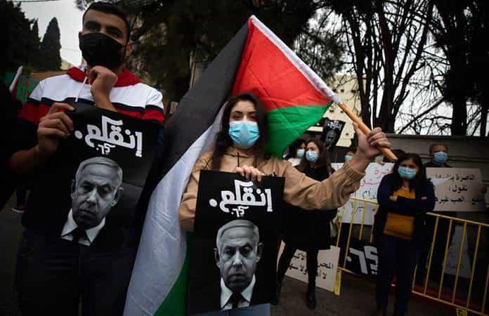 Palestinos protestan contra la visita de Netanyahu a la población árabe de Nazaret / Foto: AP
