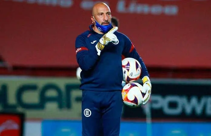 Conejo Pérez ve difícil que Ochoa vaya al Mundial 2026