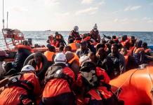 Francia critica al Gobierno italiano, incapaz de solucionar problemas migratorios