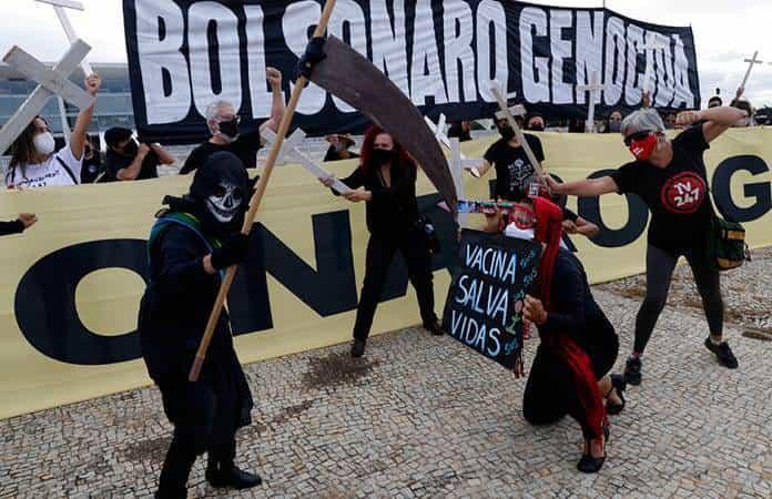 Brasileños protestan contra Jair Bolsano / Foto: AP