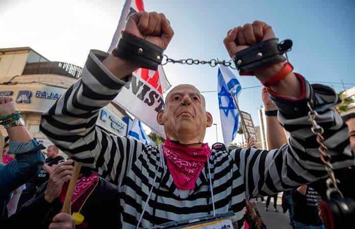 Israelíes protestan en Jerusalén contra el primer ministro Benjamín Netanyahu / Foto: EFE
