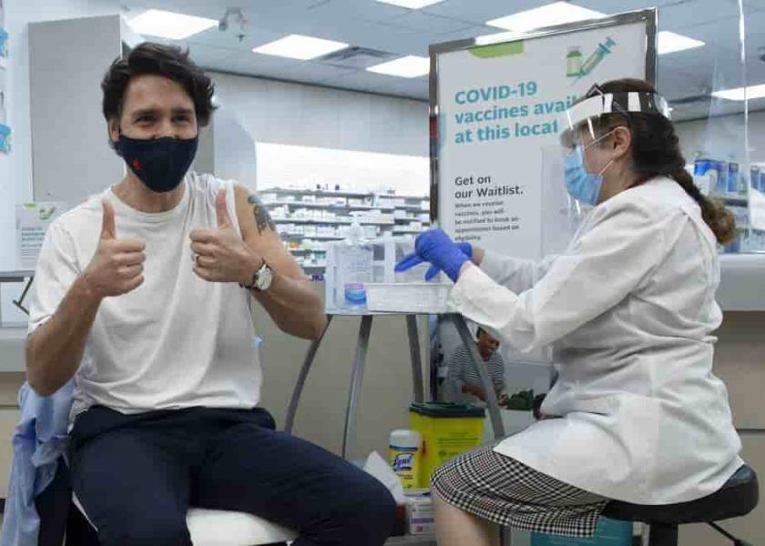 Justin Trudeau recibió la vacuna de AztraZeneca / Foto: AP