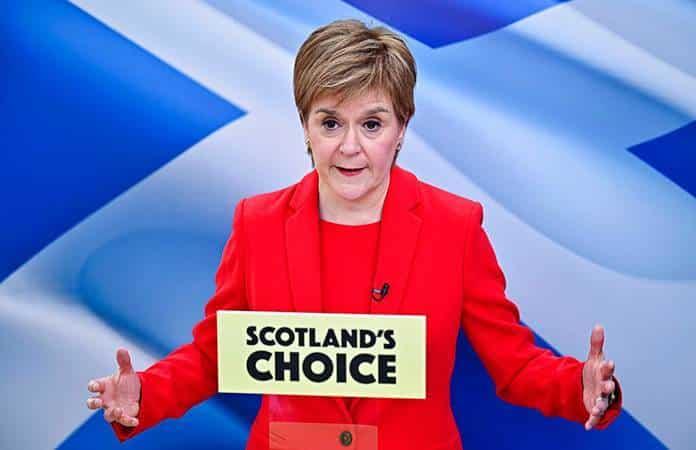 Nicola Sturgeon, ministra principal de Escocia / Foto: AP