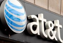 Devolverán dinero a usuarios de AT&T por cobro de equipo diferido