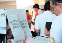 Detenci&oacute;n de 3 hombres por amedrentar en casilla electoral de CDMX