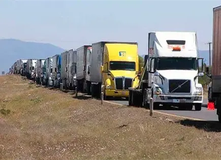 Concamin llama al diálogo ante bloqueos de transportistas en México Concamin llama al diálogo ante bloqueos de transportistas en México