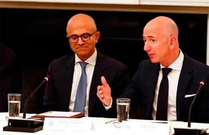 Satya Nadella (Izquierda) / Especial
