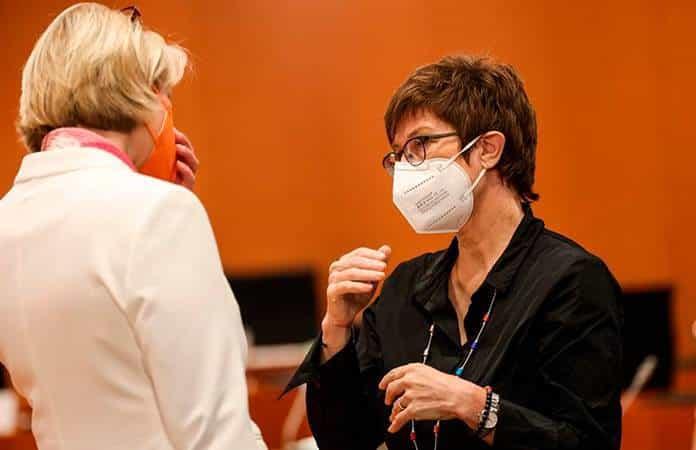La ministra alemana de Defensa Annegret Kramp-Karrenbauer / Foto: EFE