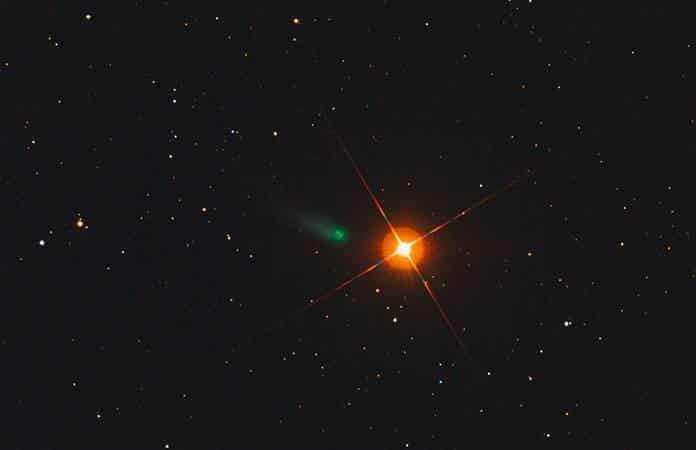 Foto del 24 de diciembre de 2014, cuando el cometa P15 Finlay pasó cerca de Marte. (IRIDA Observatory/Velimir Popov&Emil Ivanov).