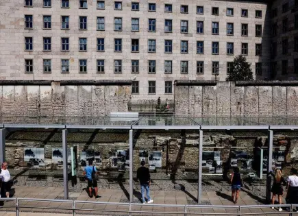 La Caída del Muro de Berlín: Un Hitórico 9 de Noviembre de 1989