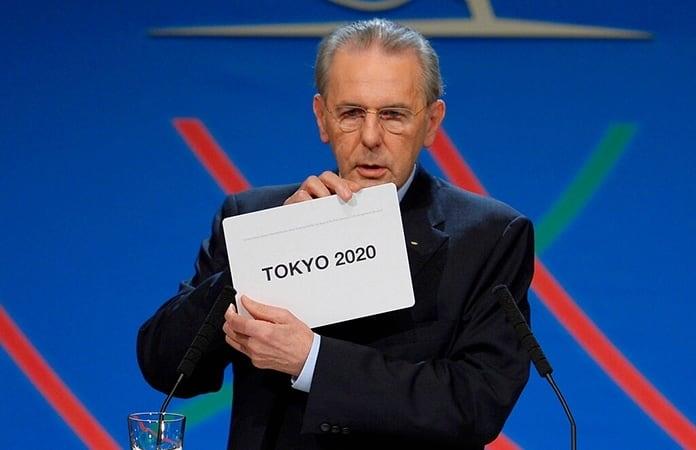 Jacques Rogge / AP