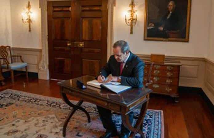 Foto: Canciller de la República de Chile, Andrés Allamand