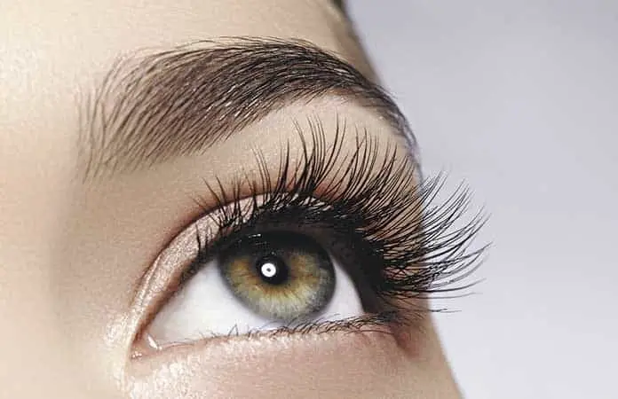 Beneficios de la vaselina en el cuidado de pestañas