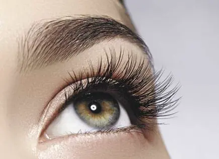 Beneficios de la vaselina en el cuidado de pestañas