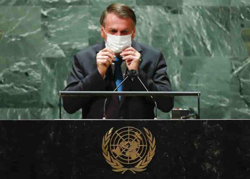 Horas antes, Bolsonaro habló ante la Asamblea General, violando el requerimiento de que todos los asistentes tenían que estar vacunados contra el COVID-19. (AP)