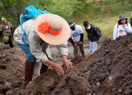 Encuentran dos fosas clandestinas con seis hombres en Morelos