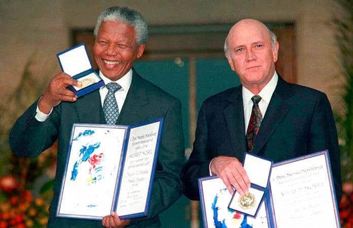 Nelson Mandela y F.W. de Klerk compartieron el premio Nobel de la Paz / Foto: AP