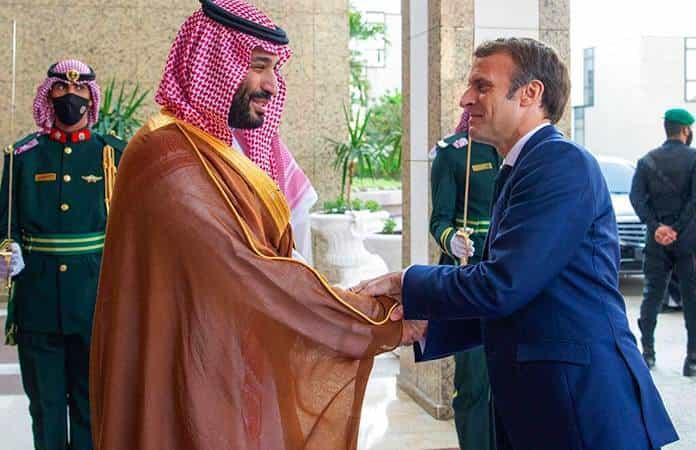 El príncipe heredero saudí, Mohamed bin Salman, y el presidente de Francia, Emanuel Macron / Foto: AP