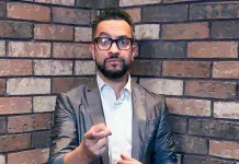 Chumel compara cónclave en el Vaticano con la elección judicial