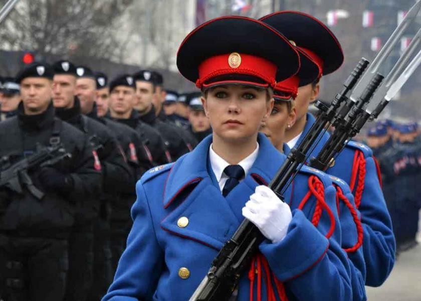 Autoridades serbobosnias organizaran un polémico desfile militar con motivo del llamado “Día de la República Serbia” / AP