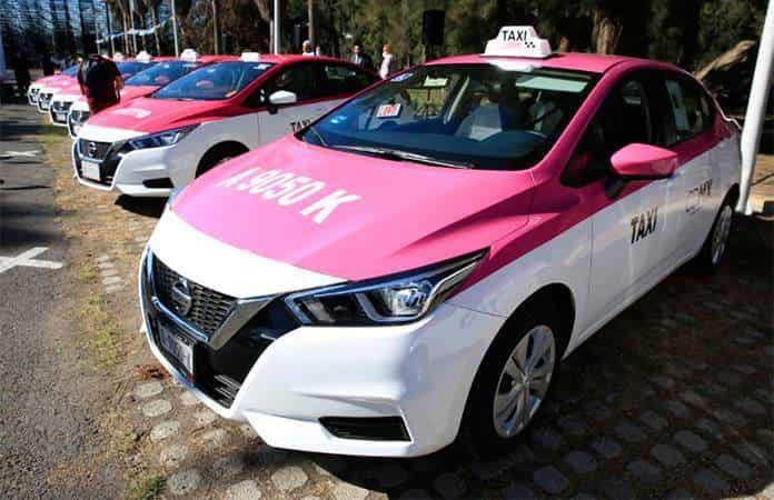  Semovi presenta nuevos taxis para la CDMX