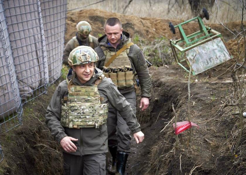 El presidente de Ucrania, Volodímir Zelenski, quien supervisó los ejercicios militares ucranianos / Foto: AP