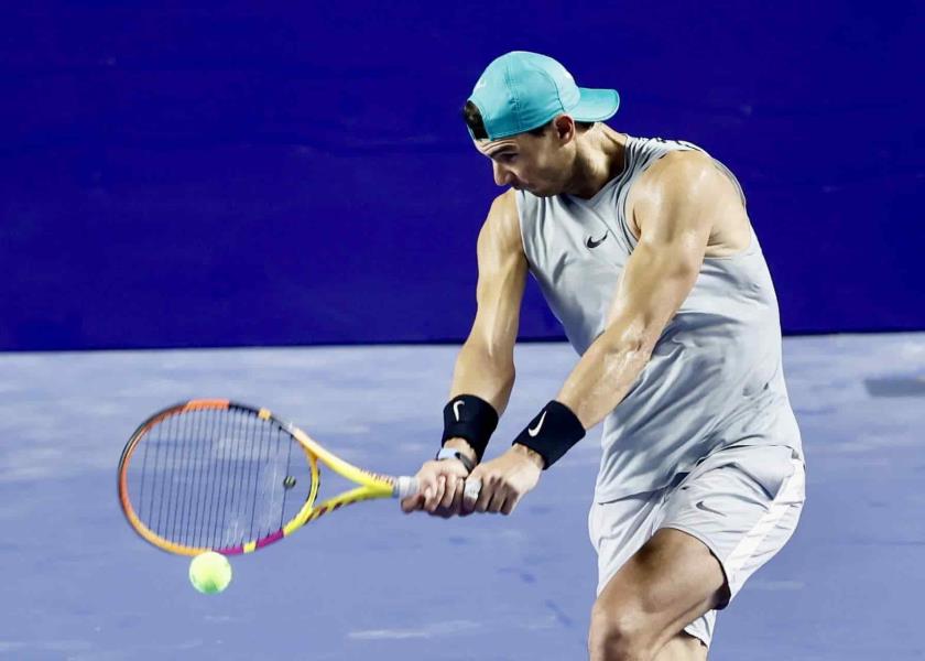 Fotografía del entrenamiento de Rafa Nadal (Abierto Mexicano de Tenis 2022)