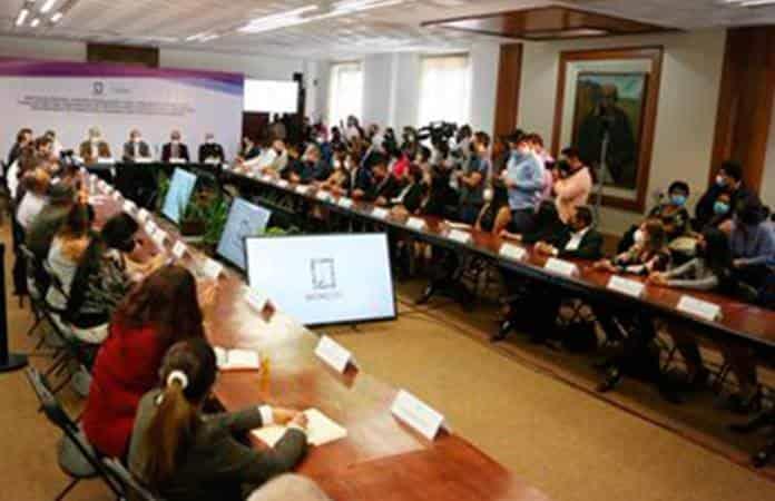 Foto: Subsecretario de Derechos Humanos, Población y Migración de la Secretaria de Gobernación, Alejandro Encinas Rodríguez