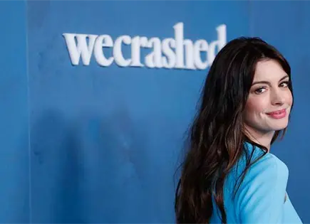 Anne Hathaway confiesa que vivió casi ciega por una década Anne Hathaway confiesa que vivió casi ciega por una década