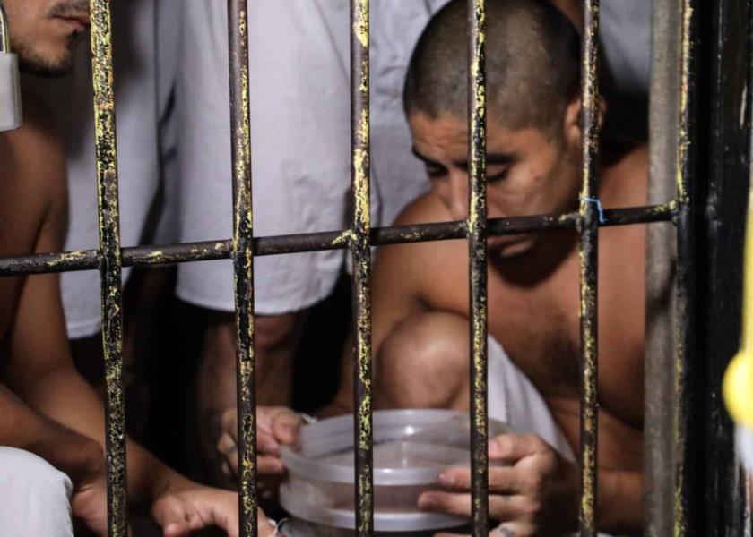 Foto: Viceministro de Justicia y Director General de Centros Penales AdHonorem del Gobierno de El Salvador, Osiris Luna Meza.