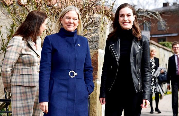 Las primeras ministras de Suecia y Finlandia, Magdalena Andersson y  Sanna Marin / Foto: AP