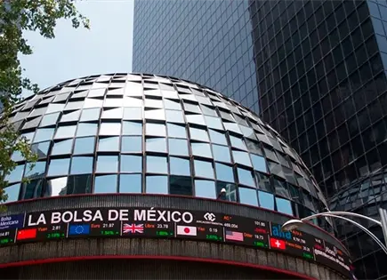 BMV repunta 1.43% y escala por encima de 70,200 unidades