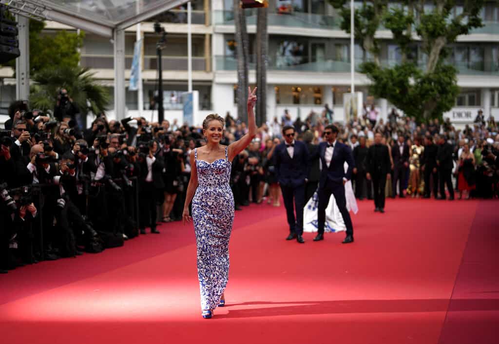 Sharon Stone Causa Sensación Con Su Vestido En La Alfombra Roja De Cannes