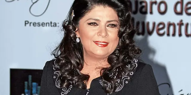 Victoria Ruffo, apenada por rechazar invitación de Karol G