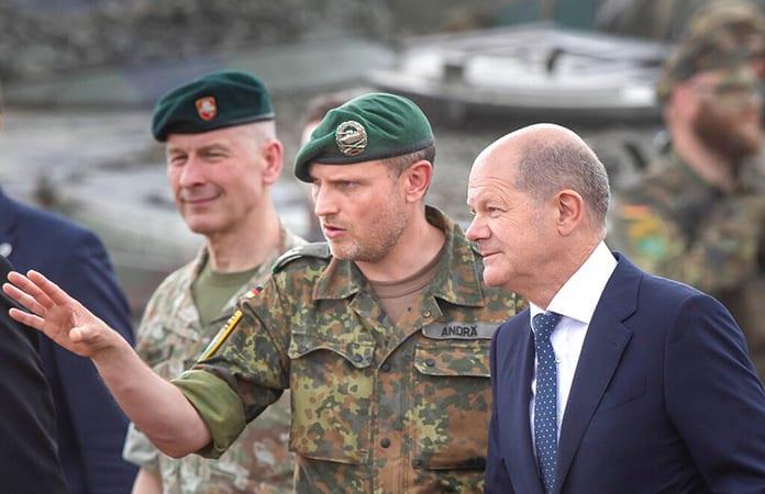 El canciller alemán, Olaf Scholz, durante su visita a Lituania / Foto: AP