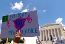 Legisladores de Florida aprueban limitar el aborto a 6 semanas de embarazo
