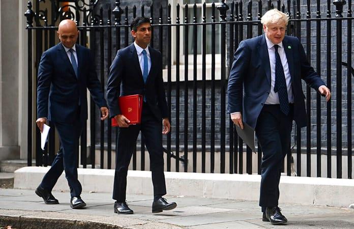 Sajid Javid, Rishi Sunak y Boris Johnson / Foto: AP