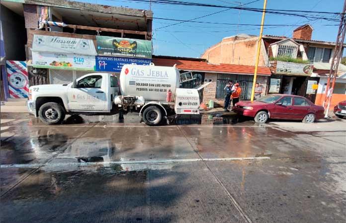 Fuga De Gas LP De Una Pipa Causa Movilizaci n En La B Anaya