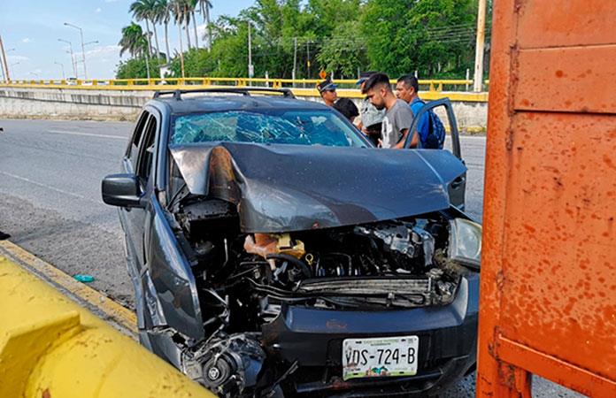 Tres Jóvenes Resultan Heridos En Un Accidente Automovilístico