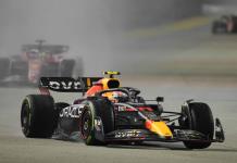 Anuncia Fórmula 1 que subastará monoplaza de Checo Pérez