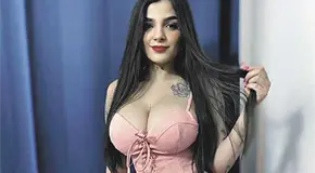 Asaltan y golpean a Karely Ruiz en su vivienda