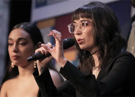 Michelle Garza Cervera triunfa en Hollywood con La mano que mece la cuna Michelle Garza Cervera triunfa en Hollywood con La mano que mece la cuna