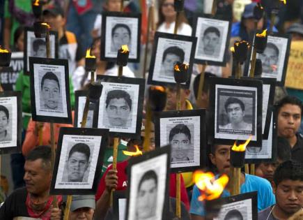 Boicot electoral: Padres de los 43 buscan verdad en Ayotzinapa