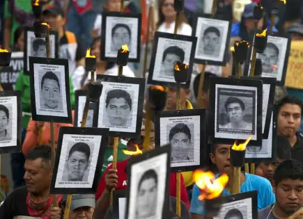 Ratifican formal prisión a militares por caso Ayotzinapa